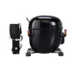 Industrial walk-in cooler for food storage